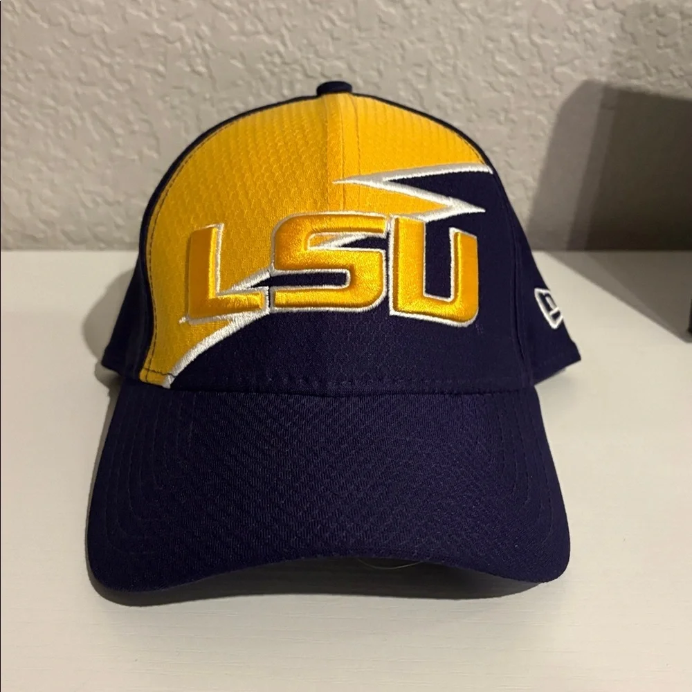 LSU Tigers New Era Bolt 39THIRTY Flex Hat - Purple